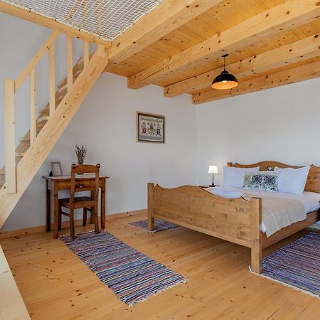Mesendorf Gasthaus Bagian luar foto